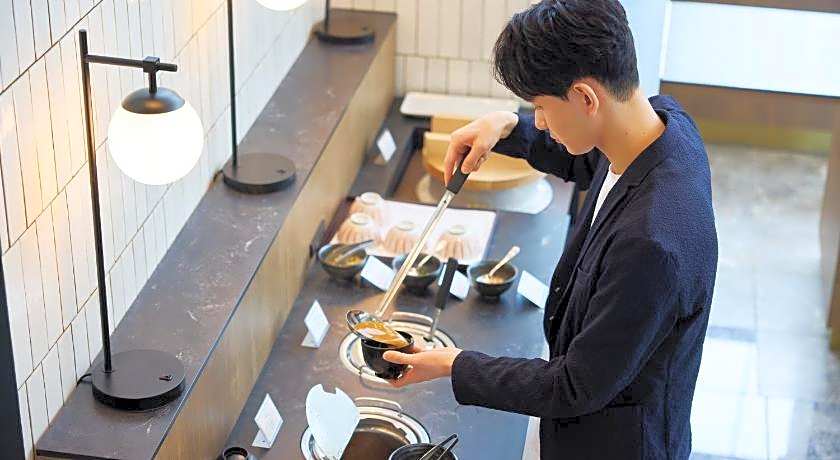 ANA Holiday Inn Tokyo Bay by IHG