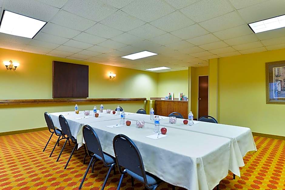 Hampton Inn By Hilton Raleigh/Clayton I-40