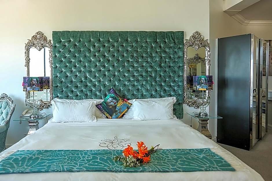Misty Waves Boutique Hotel