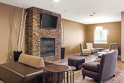 MainStay Suites Fargo