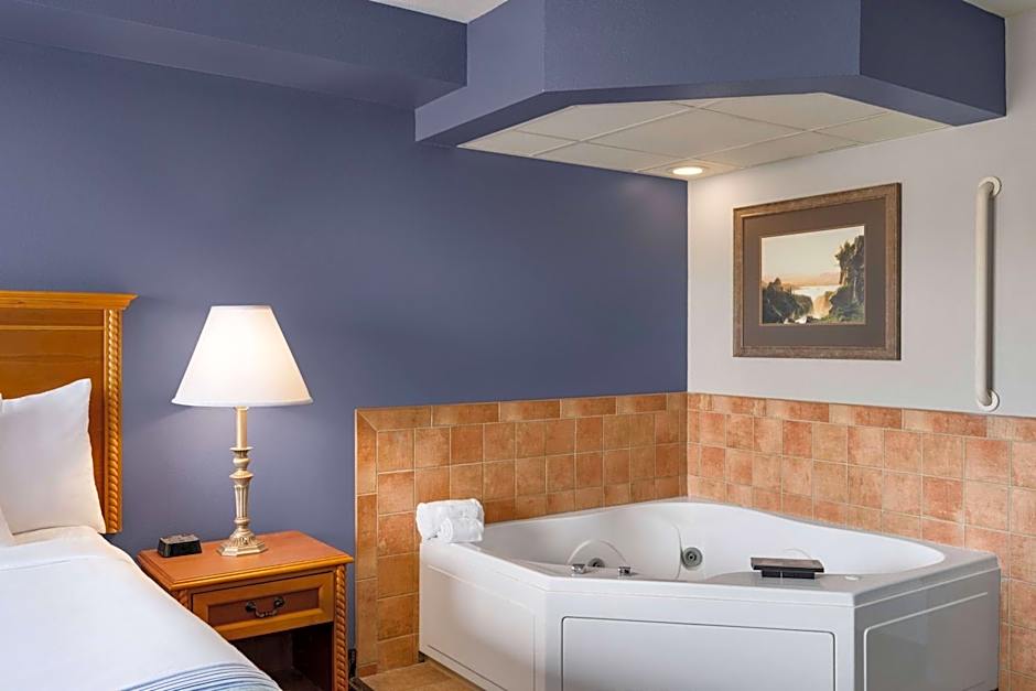 AmericInn by Wyndham Laramie Near University of Wyoming