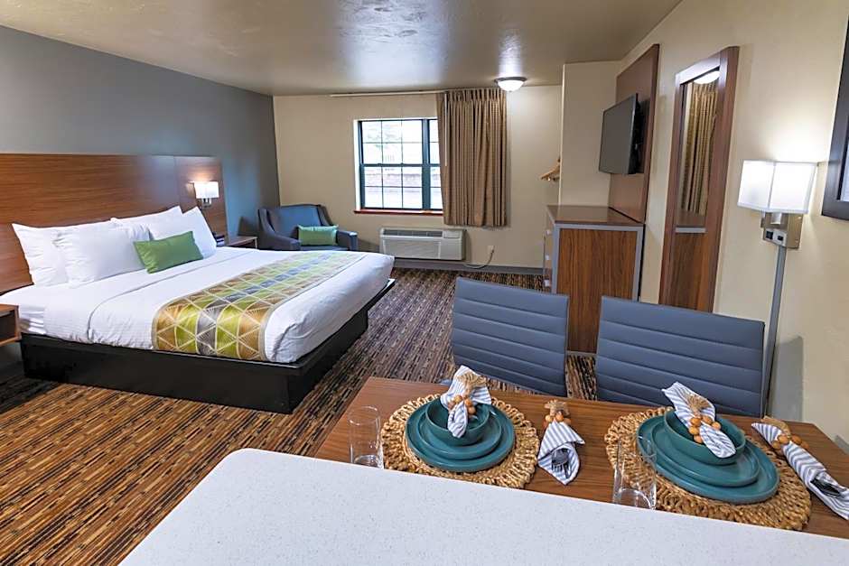 Extended Stay Airport