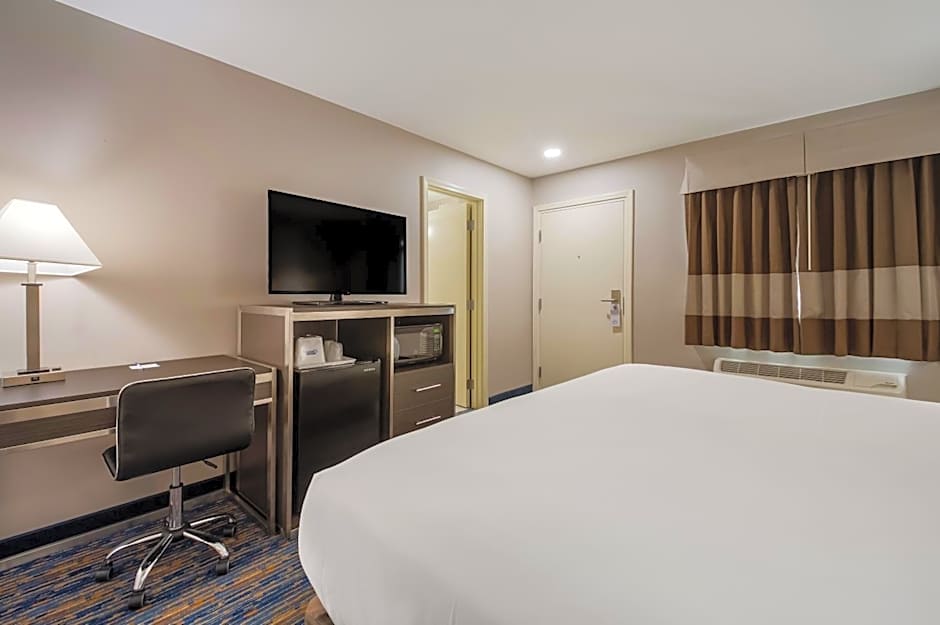 Americas Best Value Inn Farmington