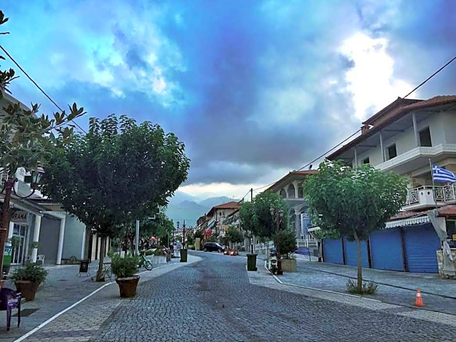 Alexandros Hotel