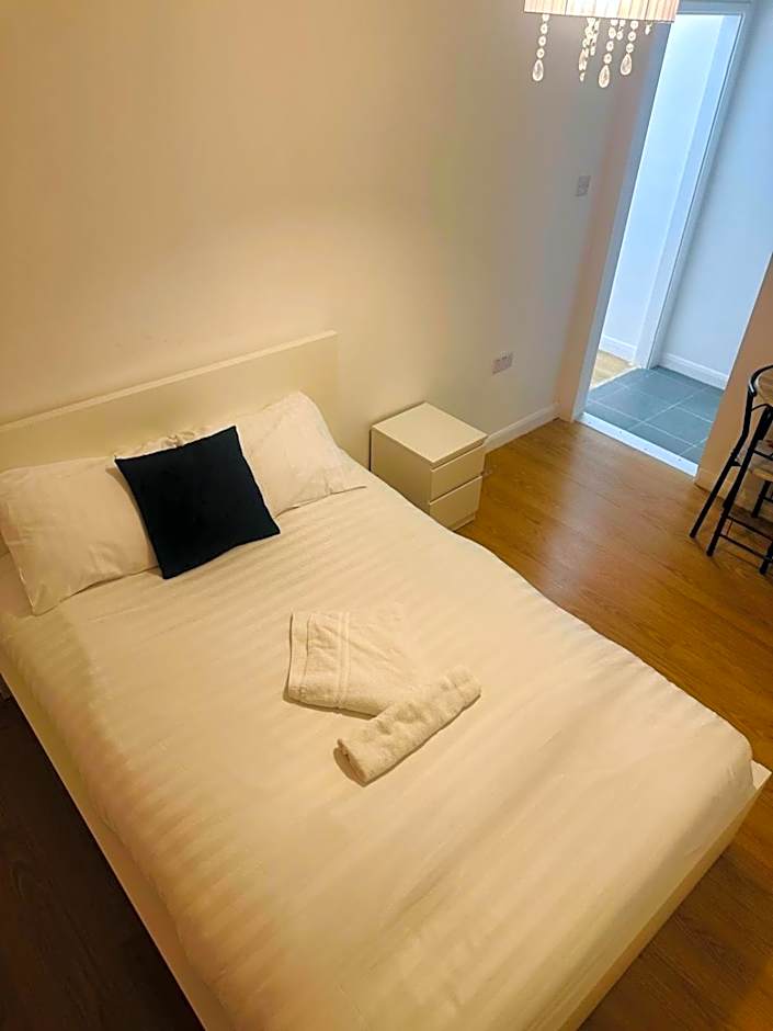 Sundrige park Hotel in Bromley, Greater London near Tesco and Sundridge Park Station