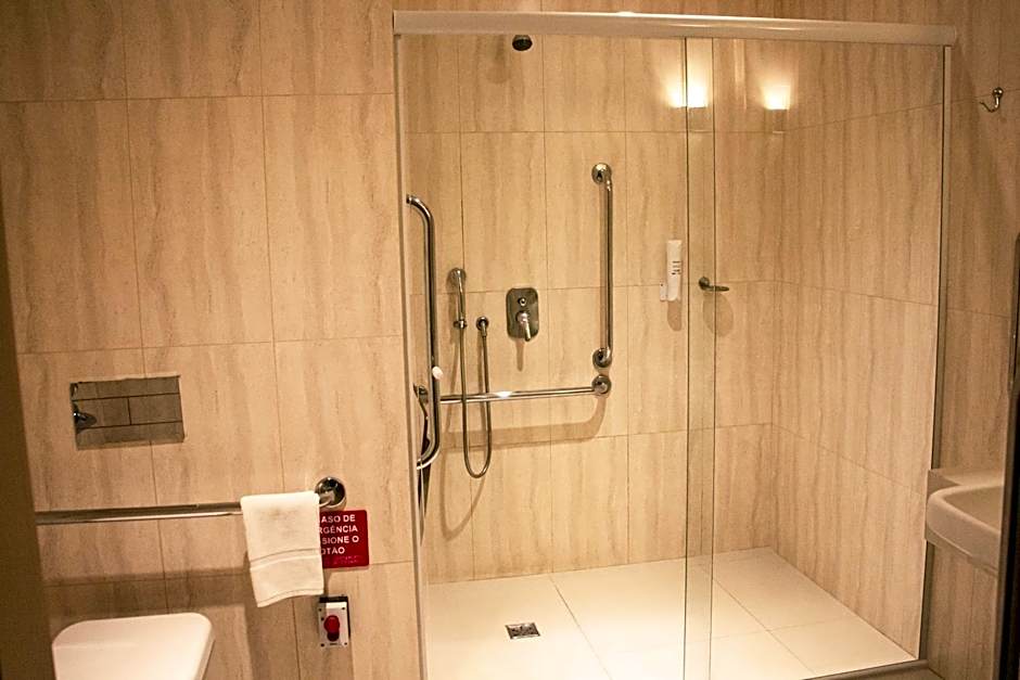 ibis Styles Curitiba Airport