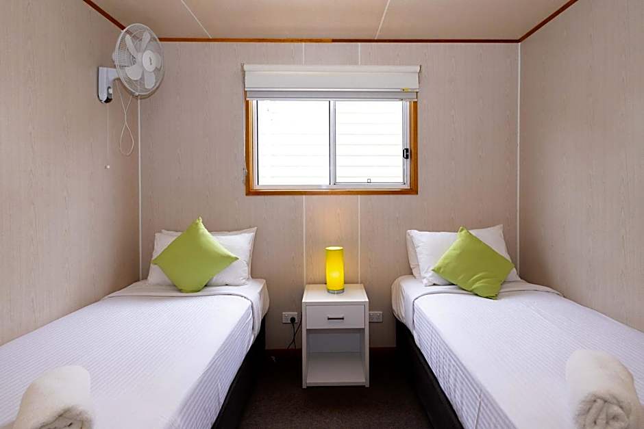 Airport Tourist Village Melbourne