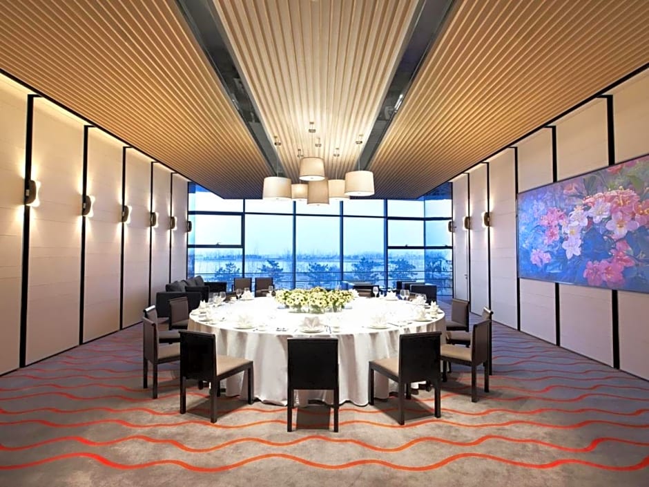 Four Points by Sheraton Qingdao, West Coast