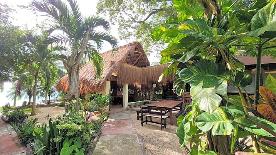 Villa Santuario Lake front Oasis