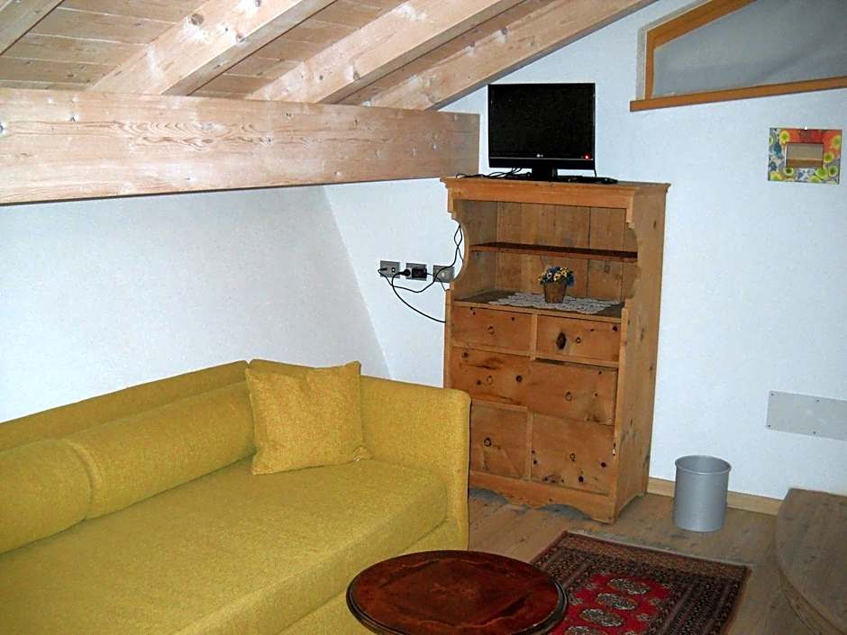 Castelir Suite Hotel