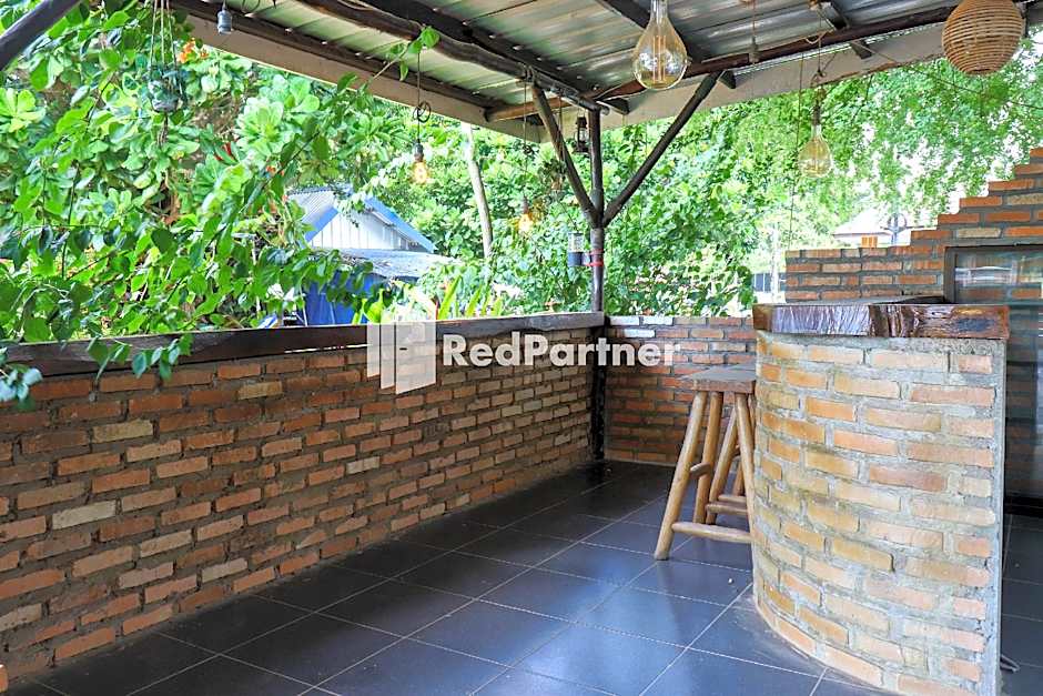 Sahabat Pantai Guest House Mitra RedDoorz
