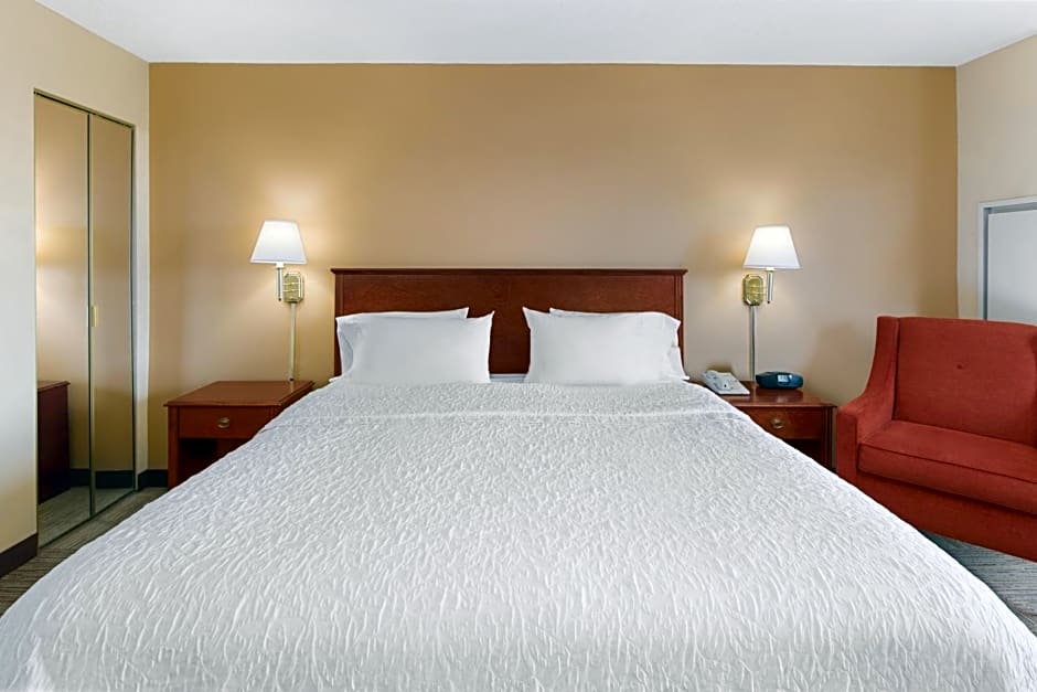 Hampton Inn Columbus-North
