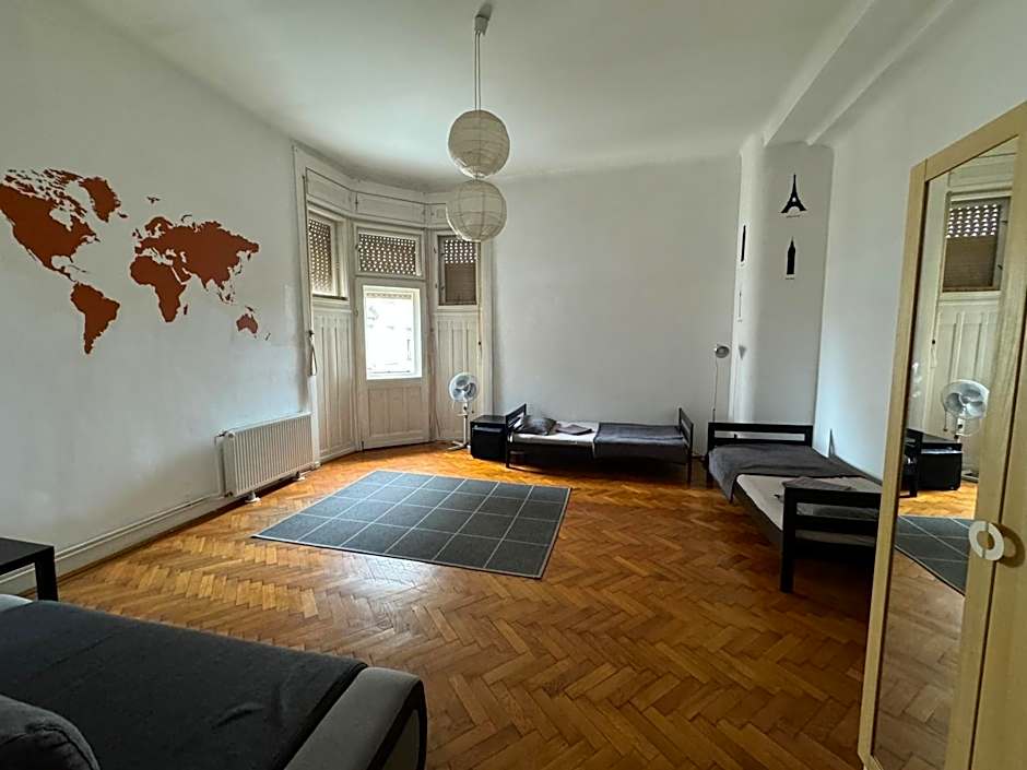 Boomerang Hostel