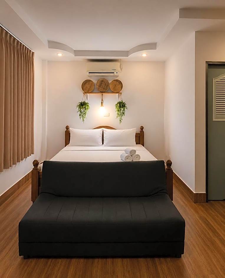 Secret Place Hotel and Restaurant