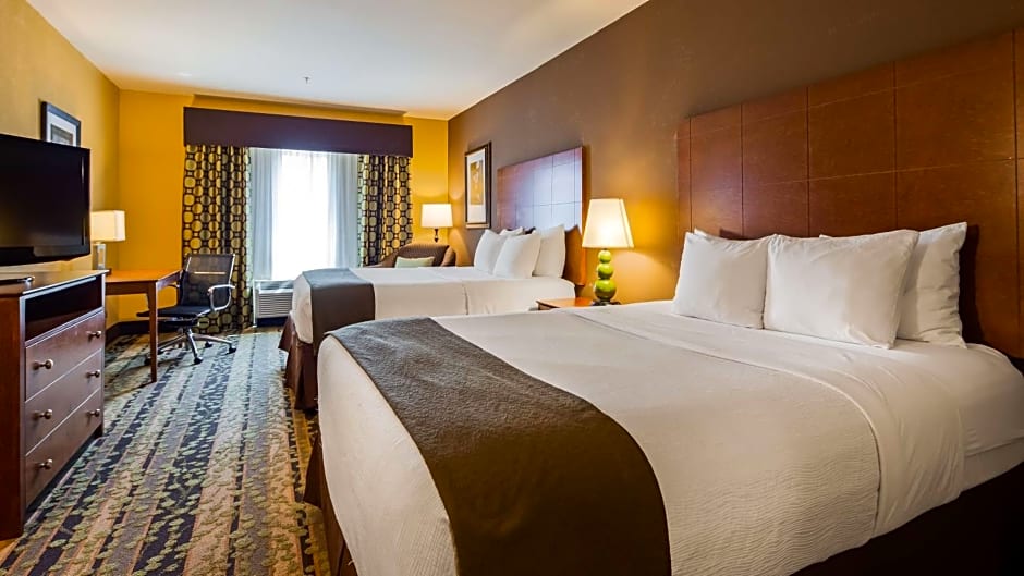 Best Western Plus Tupelo Inn & Suites