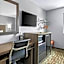 Rodeway Inn Delmont
