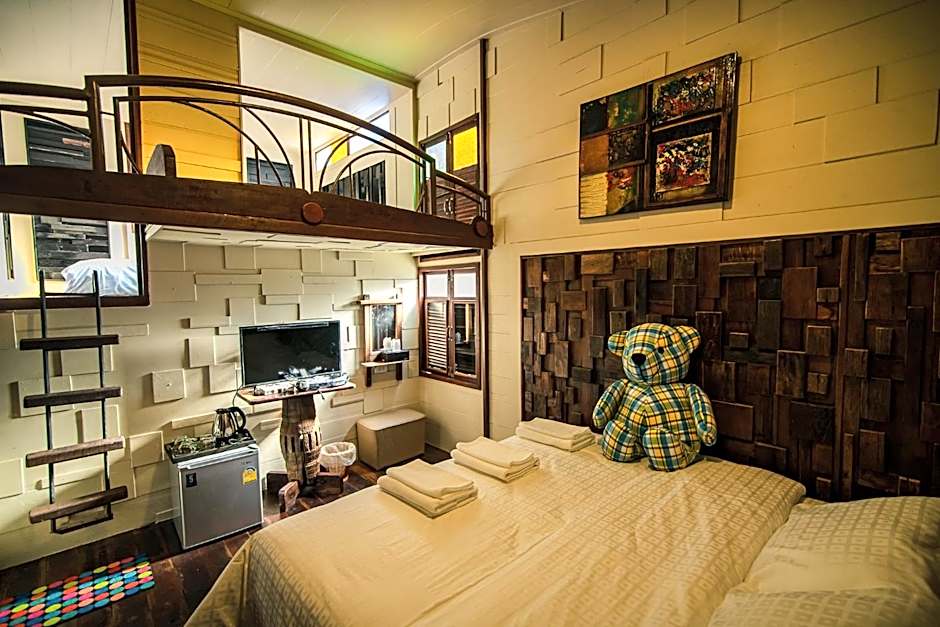 Suankaew​ art​ hostel​