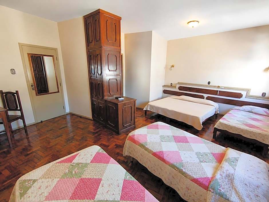 Hotel Colonial