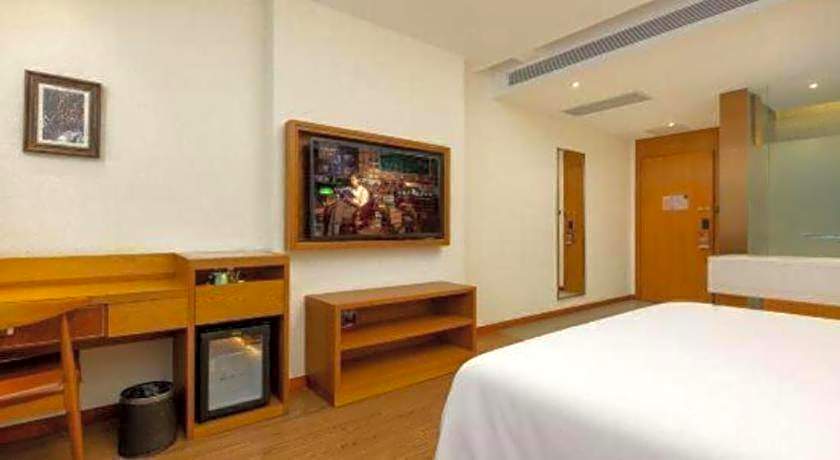 James Joyce Coffetel Shijiazhuang the Mixc Jinyuan Tower Airport Bus