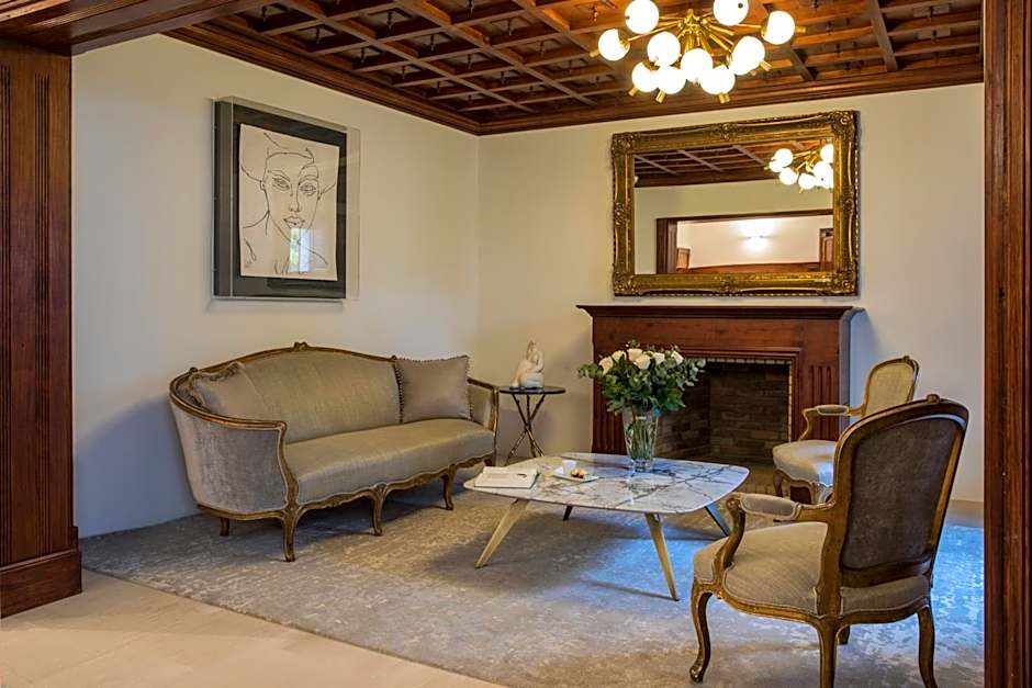 Palacio Can Marques by Puro