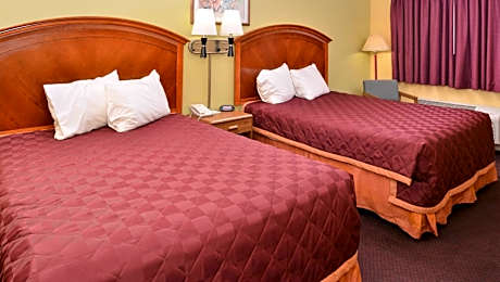 Queen Room with Two Queen Beds - Non-Smoking