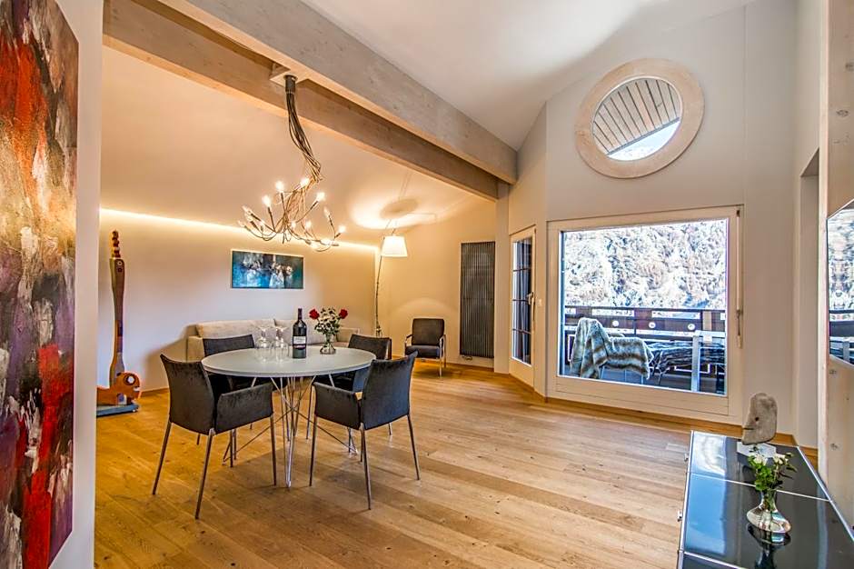 Waldhotel Fletschhorn Panoramic Retreat in Saas Fee