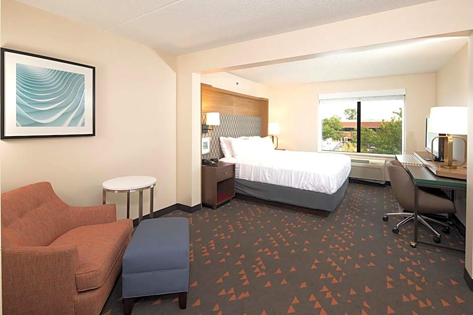 Holiday Inn Hotel & Suites Ann Arbor University of Michigan Area By IHG