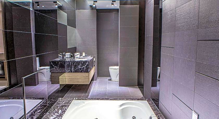 All-Ur Chain Boutique Motel