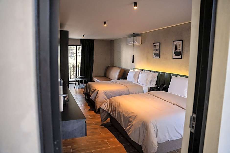 Hotel Alcala Expo