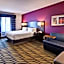 Holiday Inn Express Hutchinson By IHG