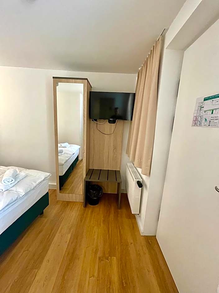 Hopfenhotel am Adenauerufer