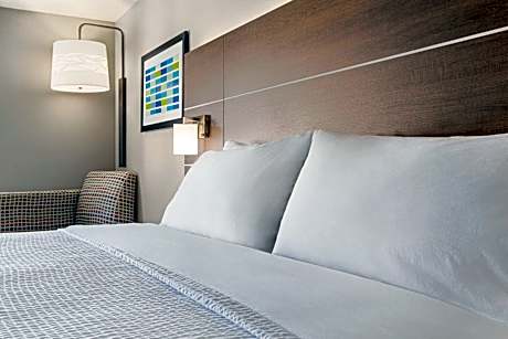 Standard King Room with Sofa Bed