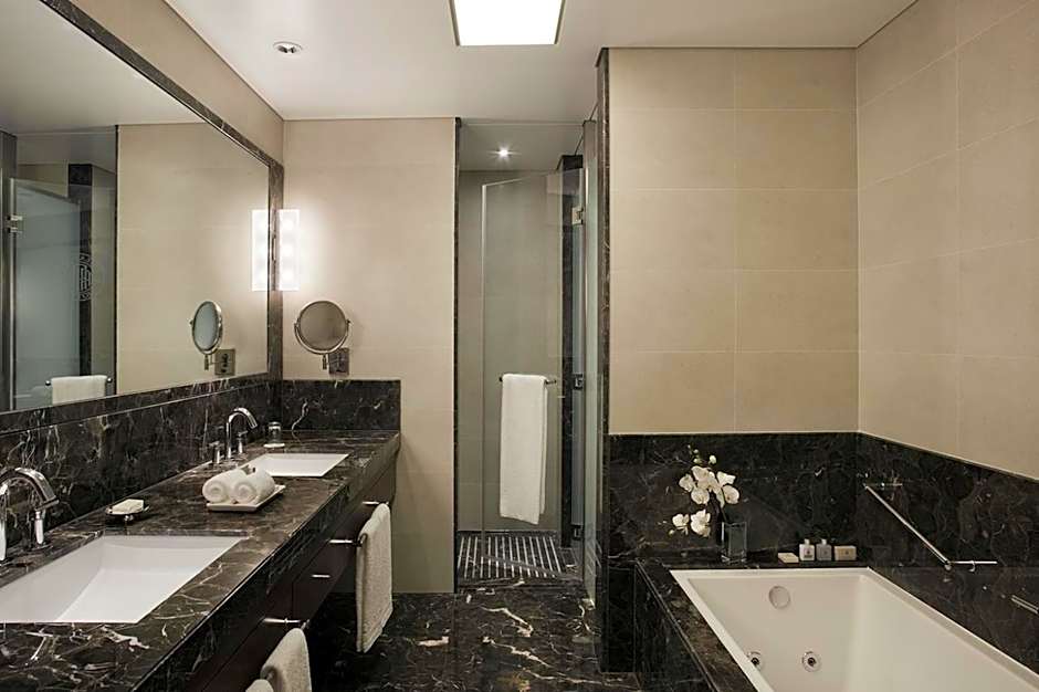 Alvear Art Hotel