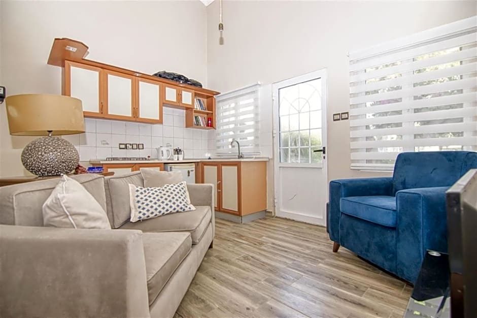 The Prince Inn Hotel & Villas