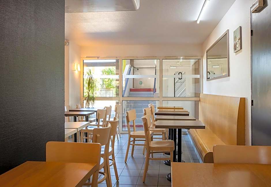 B&B HOTEL Avignon 1