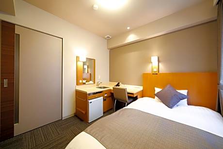 Adjoining Standard Single Room with Tatami Floor ( 2 Separate Side by Side Single Room )