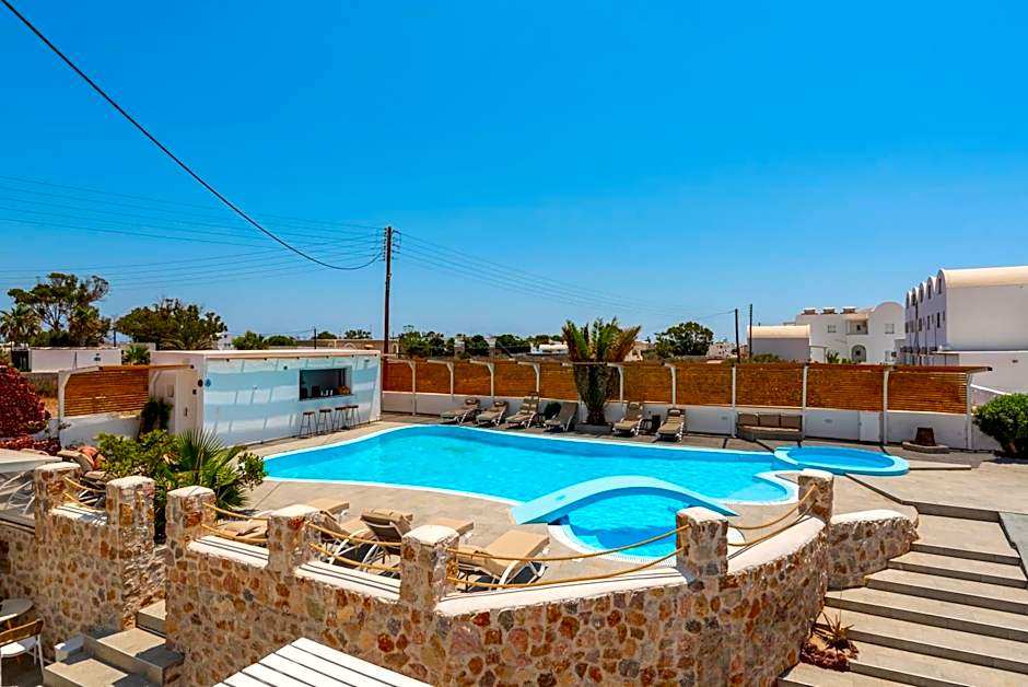 Noème Santorini