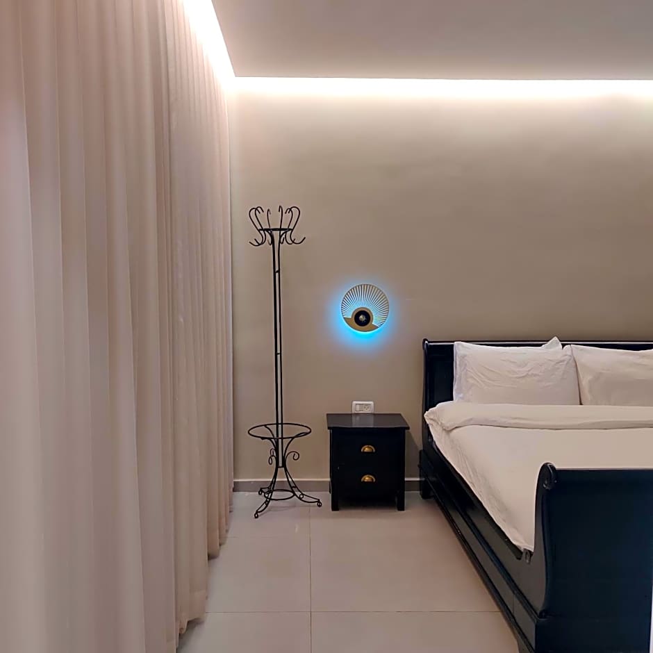 Urbanica Carmel- Apartments