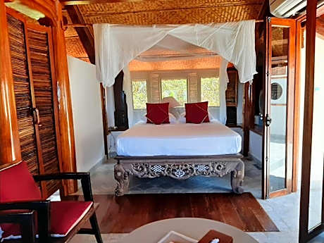 Double Room with Ocean View - Ancient Hue Style