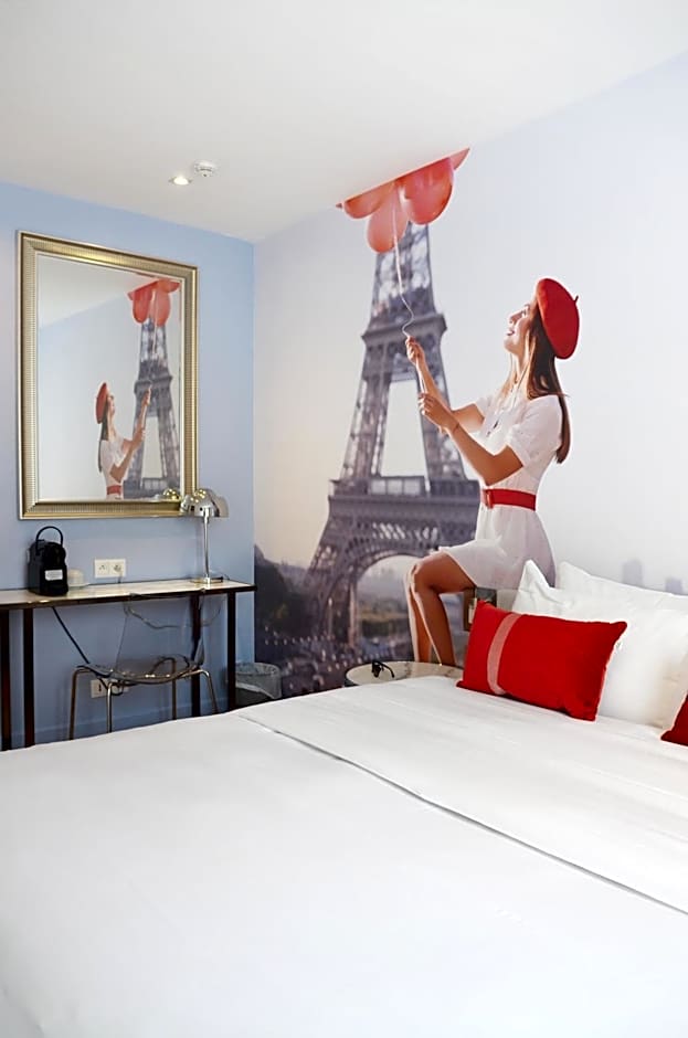 Glam's Hotel
