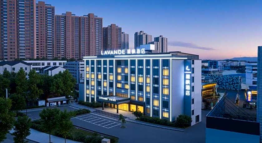 Lavande Hotels· Jingzhou Jianli
