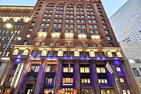 Holiday Inn Express Cleveland Downtown, an IHG Hotel