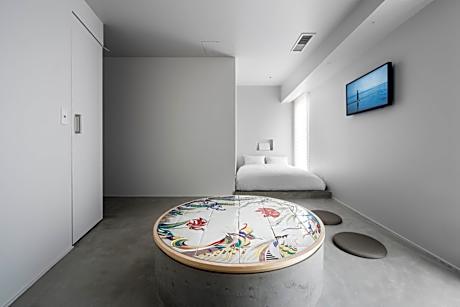 Stillness with Japanese Modern Ceramic “2019/3019” by SHOWKO