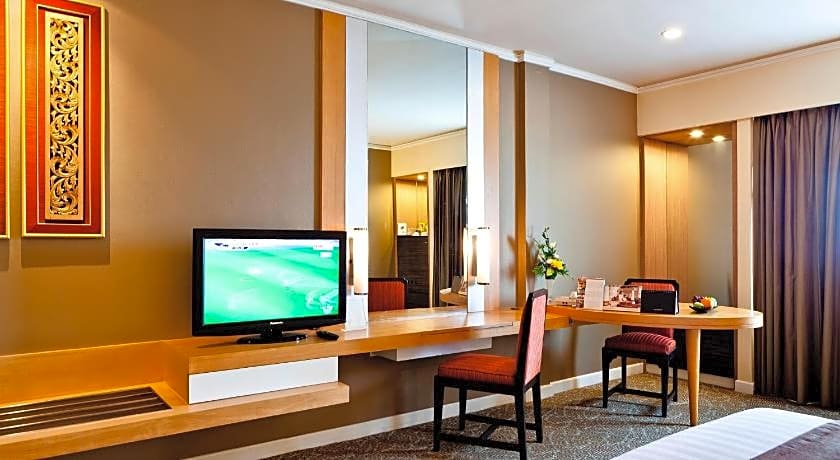 Royal Princess Larn Luang Hotel