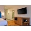 Hampton Inn & Suites Boston/Stoughton