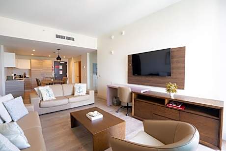 Global Rent Apart - Costa Hollywood