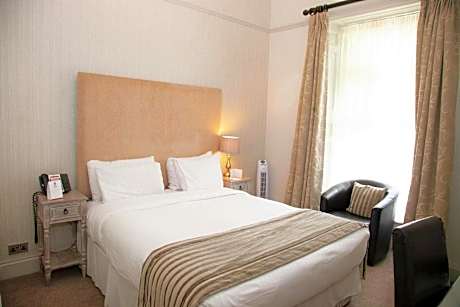 Double Room - Non-Smoking