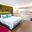 The Fives Downtown Hotel & Residences, Curio Collection by Hilton