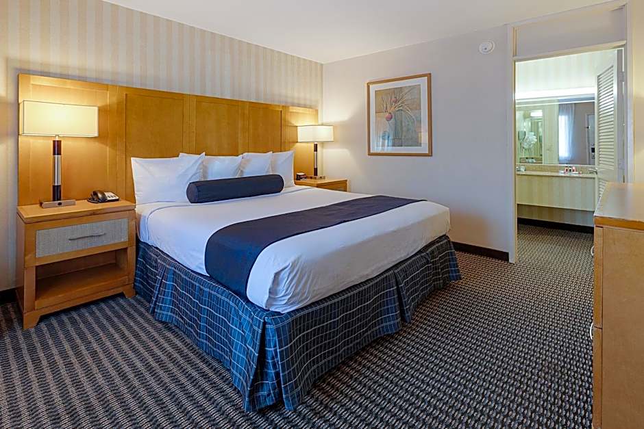 Travelodge by Wyndham Palm Springs