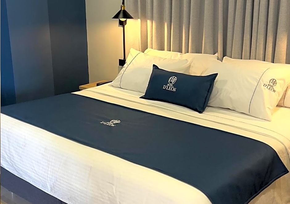 Hotel D' Leon